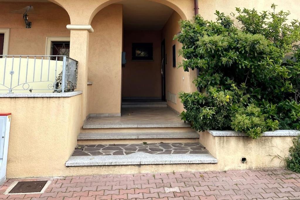 Looney Tunes Home Olbia Exterior foto