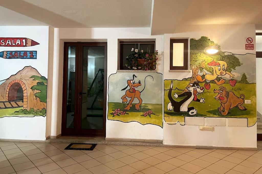 Looney Tunes Home Olbia Exterior foto